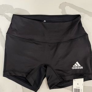 Women’s 4-in short tight Adidas